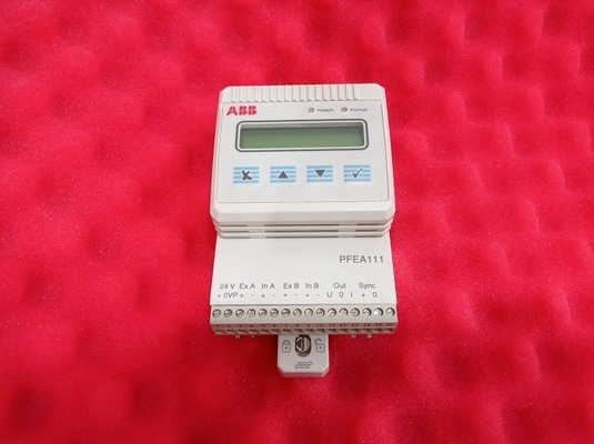 Pfea111-20 ABB-PLC Elektronische de Controleeenheid 3BSE050090R20 van de Modulespanning