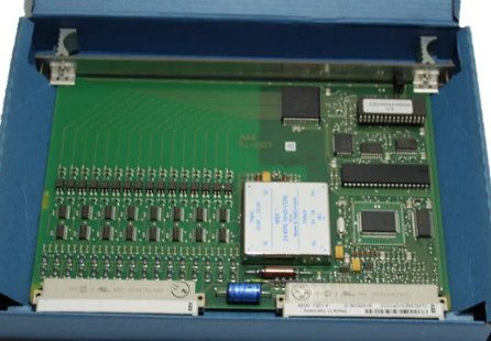 ABB 81AA03 GJR2394100R1210 Output module Analoog gebruikt voor het uitvoeren van analoge signalen