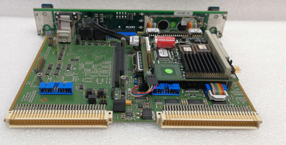 CPUM 200-595-072-122 I/O Card Rack Controller en Communicatie Interface Card