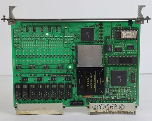 ABB 83SR04C-E GJR2390200R1411 Digitale invoermodule programmeerbare logische controller