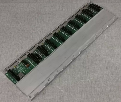 F3BU09-0NS1 YOKOGAWA 9-slot-eenheid Basismodules voor verschillende modules I/O-module