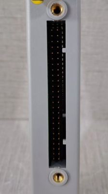 ADM52C YOKOGAWA Contact-uitgangsmodule Transistor Contact 16-punten signaal geïsoleerde hoogwaardige module