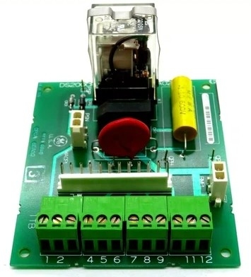 DS200CPCAG1A GE Contactor Pilot Board 12-pin connector en 2-pin connectors Vier bedrading terminals