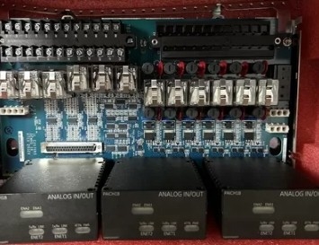151X1202YE08PP14 IS400TRLYS1BJJ GE Analoog I/O-modules Terminalbord