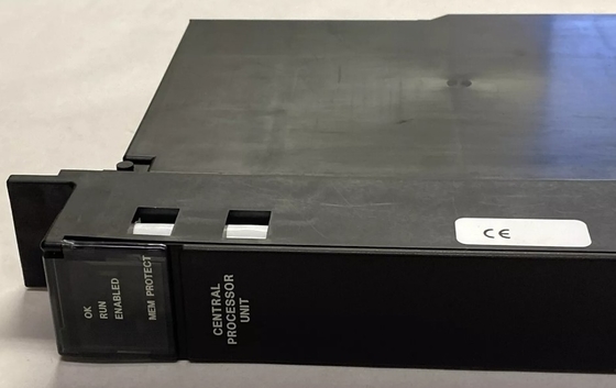 IC697CPM915 GE 32 MHz 32-bit Floating Point Central Processor Unit 1 Mbyte geheugen