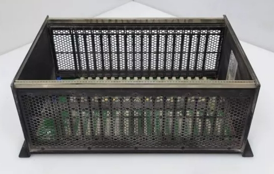 IC698CHS017 GE PACSystems RX7i Racks 17 Slot Front And Rear Mount CPU En I/O Configuraties