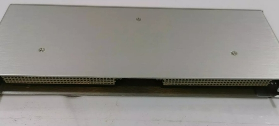 3500/77M-04-00 143737-01 Bently Nevada Cylinder Pressure I/O Module met externe afsluitingen