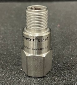 CE620 444-620-000-011-A1-B100-C01 Piezo-elektrische versnellingsmeter met geïntegreerde elektronica
