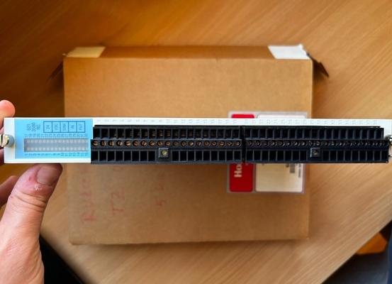Honeywell 621-3580RC 24VDC 32-punts digitale invoermodule voor industriële automatisering