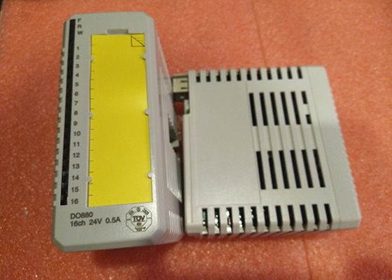 Digitale de Outputmodule 4 CH Geïsoleerde PLC van de Veiligheidsinterface Vervangstukken 3BSC690074R1 van DO890 ABB S800