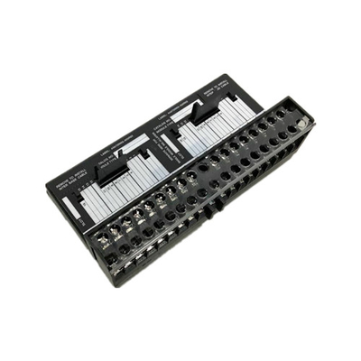 IC670CHS101 van de het Gebieds I/O Basis van GE Fanuc GE van de de Barrièrestijl het Eindblok Hete Toevoeging General Electric
