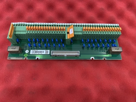 DSTD110A ABB MasterBus Aansluiteenheid Voor Digitale Uitgangskaart 32 Kanalen Max 60V PLC Onderdelen 57160001-TZ