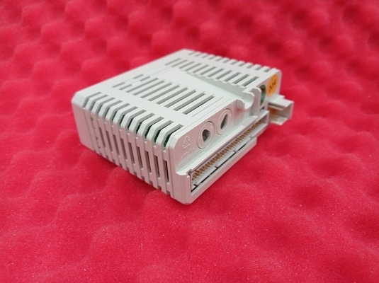 Eenheid 8 PLC van de de Inputmodule van CH Analoog DCS 3BSE040662R1 van OTO van AI830A ABB