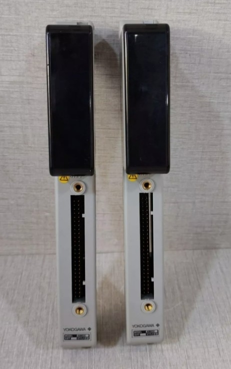 ADM52C YOKOGAWA Contact-uitgangsmodule Transistor Contact 16-punten signaal geïsoleerde hoogwaardige module