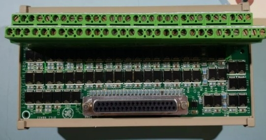 IS210DTCIH1A GE Simplex Cantact Input Met Groep Isolatie Terminal Board Mark VI Series DIN-rail