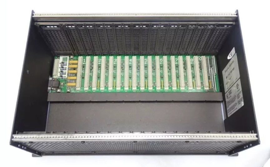 IC697CHS782 GE CPU PLC Rack 17 Slot Serie 90-70 Achterste VEM-integrator
