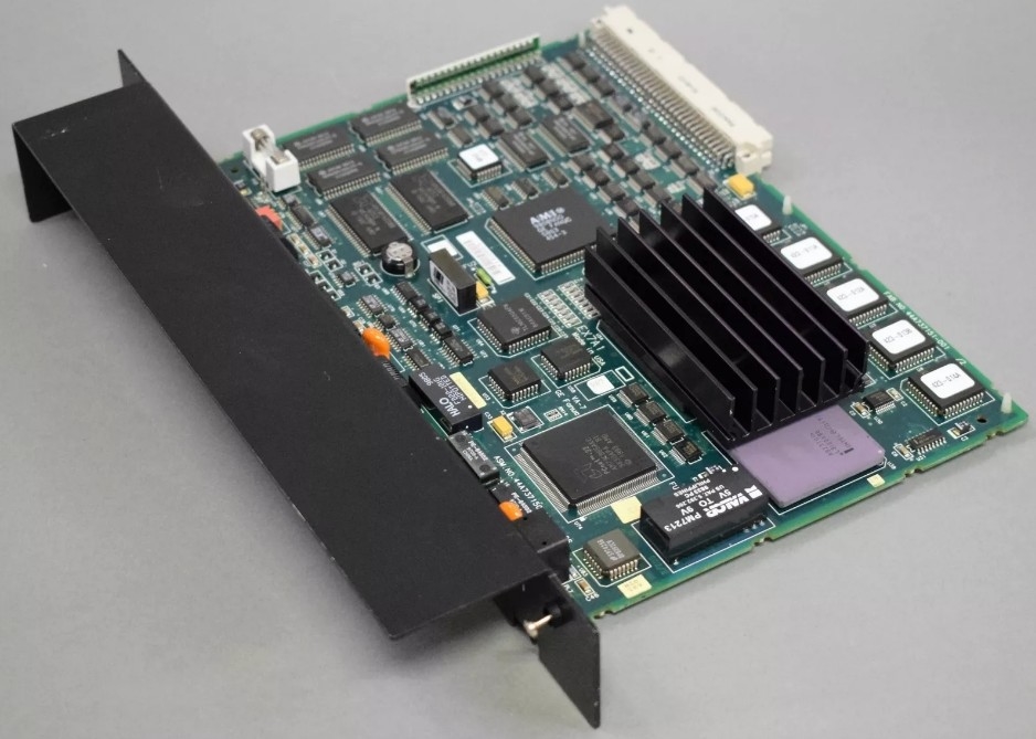 IC697CMM742 GE Ethernet Interface Type 2 biedt een hoogwaardige TCP/IP PLC