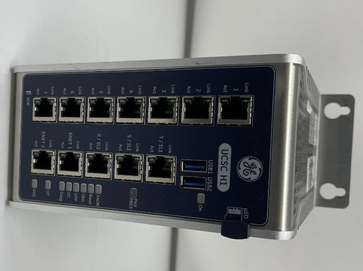 IS420UCECH1B GE Mark VIe-controller