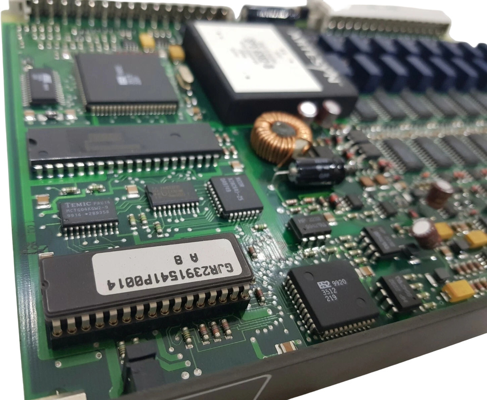 ABB 81EU01F-E Universele invoermodule met 16 functie-eenheden voor binaire en analoge invoer in industriële automatisering