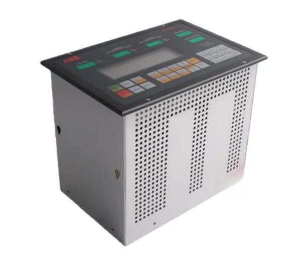 CMA120 3DDE300400 ABB Basic Controller Panel Unit met 3-positie schuifschakelaar 8 digitale en 4 analoge ingangen