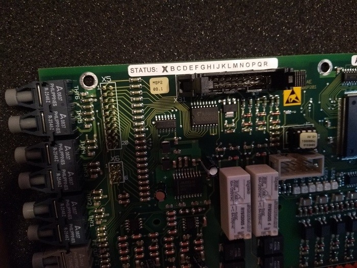 UBC717AE01 ABB UB C717 AE01 Voedingsaandrijvingen Besturingskaart PLC Onderdelen HIEE300927R0001