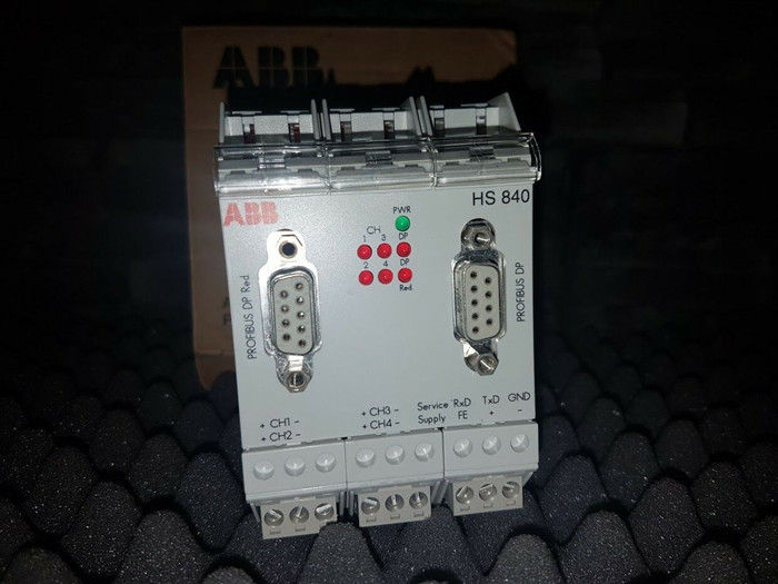 De Aaneenschakelingsapparaat 4 van HS840 ABB PROFIBUS Kanaal Hoofdpost met Overtolligheidsplc Vervangstukken 3BDH000307R0101